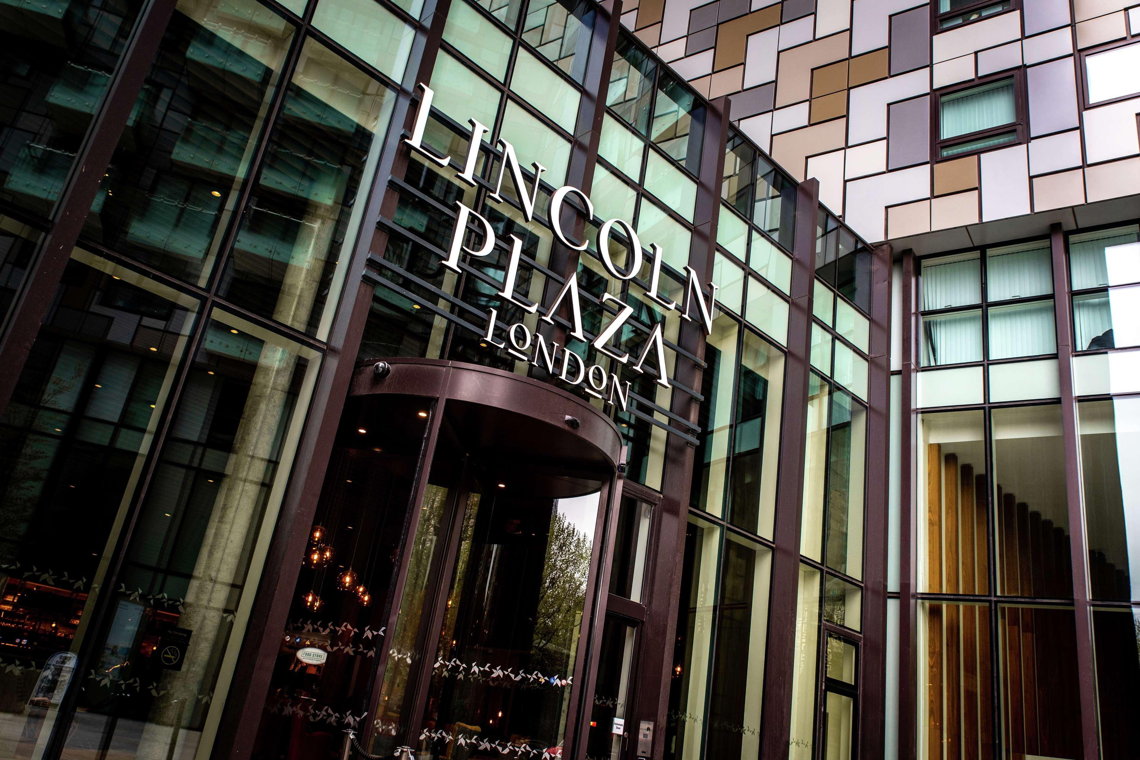 Lincoln Plaza Hotel London, Curio Collection By Hilton Екстериор снимка